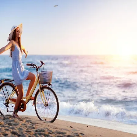 House In Near Baltic بيت للعطل